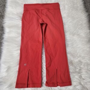 Lululemon crop Capri pants Size 6